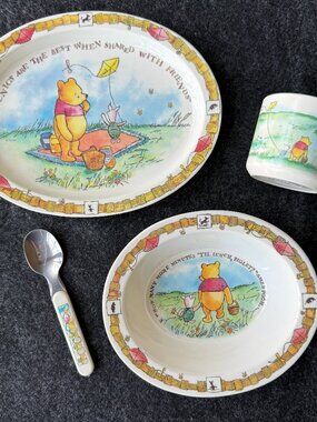Vintage Winnie The Pooh Kids Dish Set Plate Bowl Cup Spoon